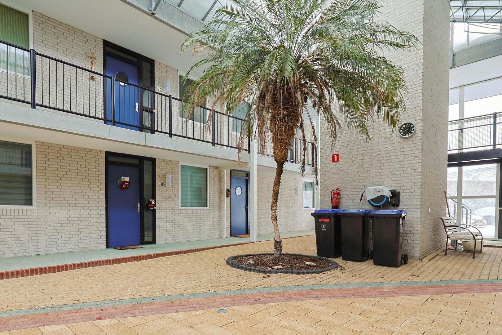 P. van Schravendijkstraat 40, Ter Aar foto-17 blur