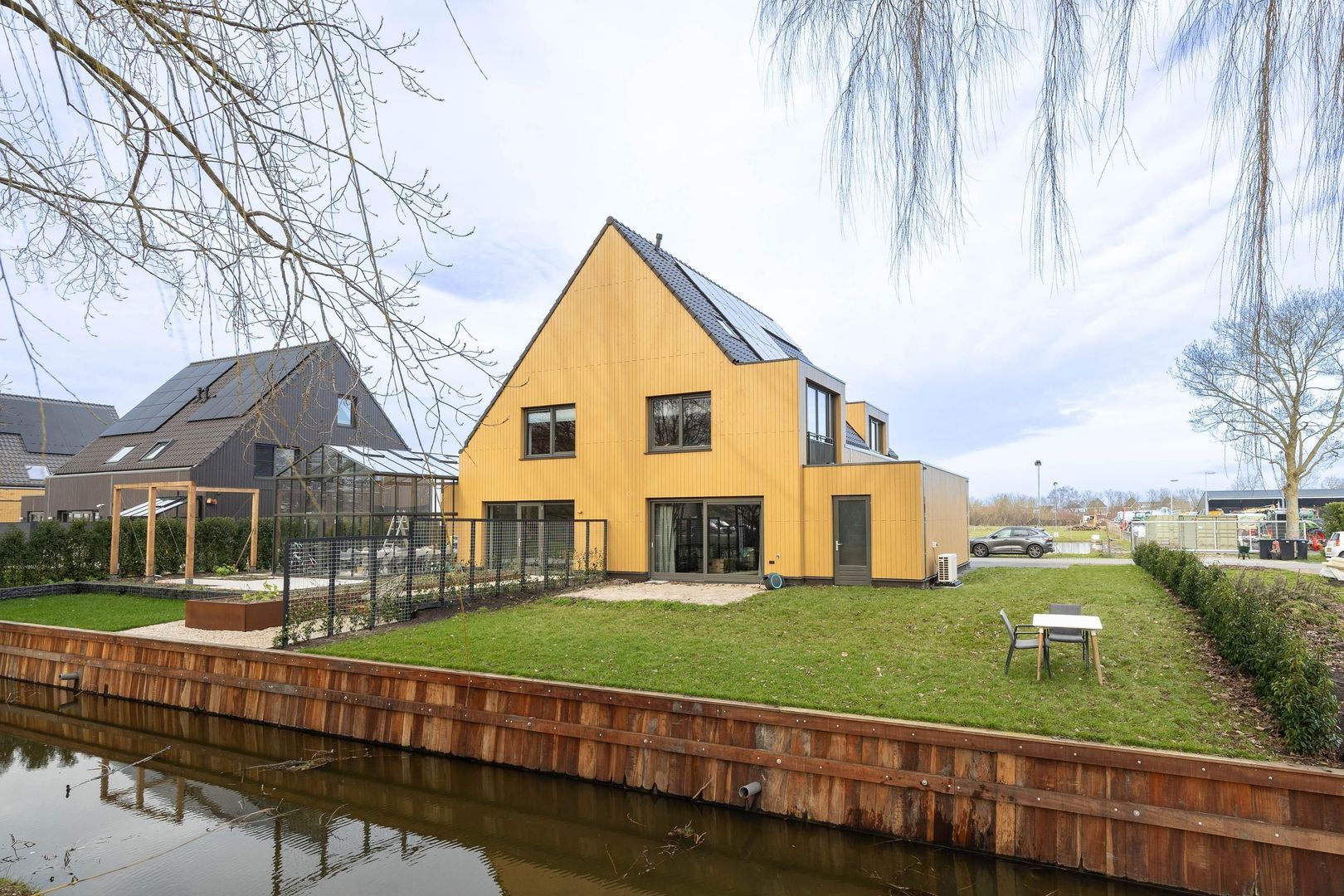 Eendrachtspad 5, Rijnsaterwoude foto-34 blur