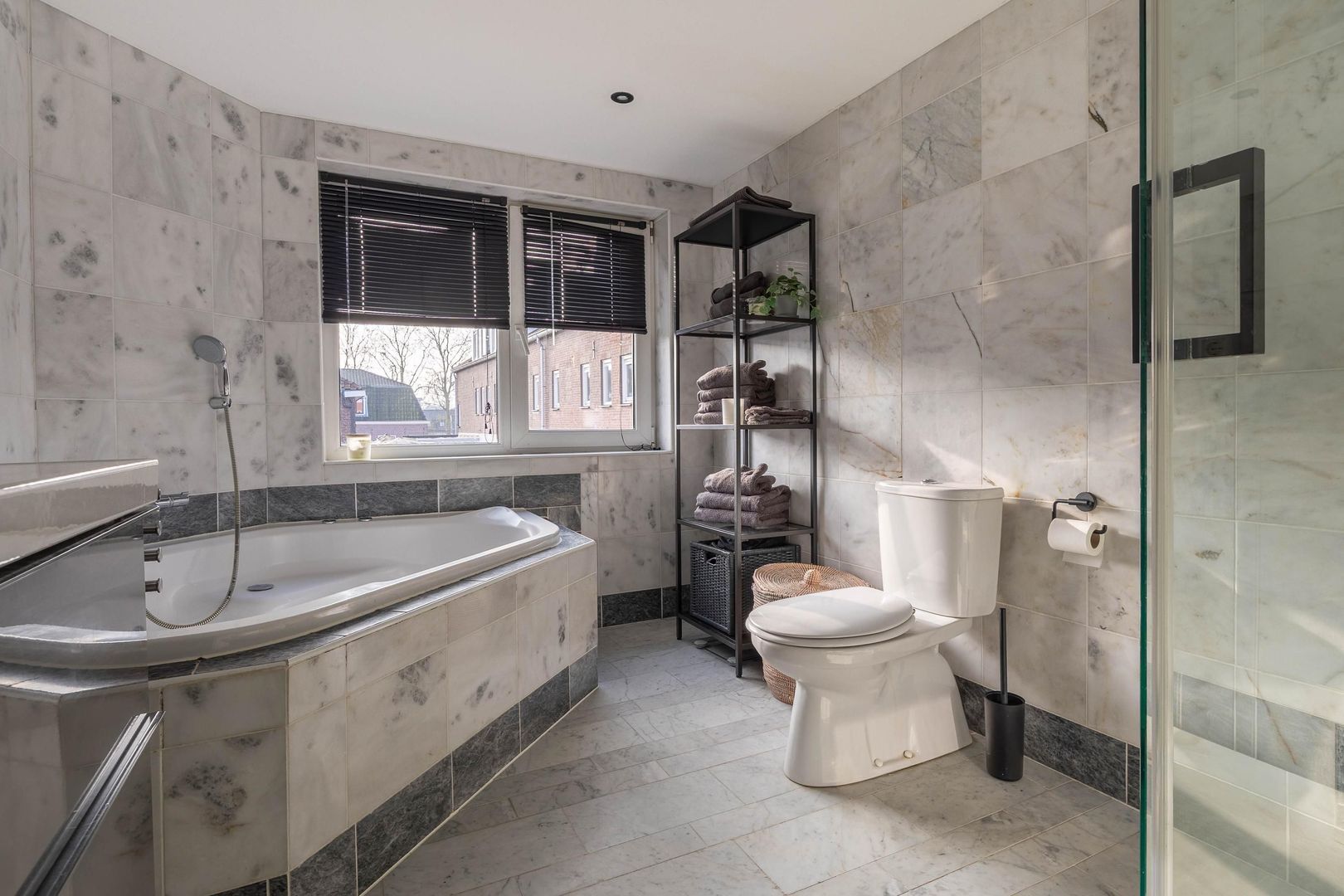 Brederodestraat 8, Alphen Aan Den Rijn foto-14 blur