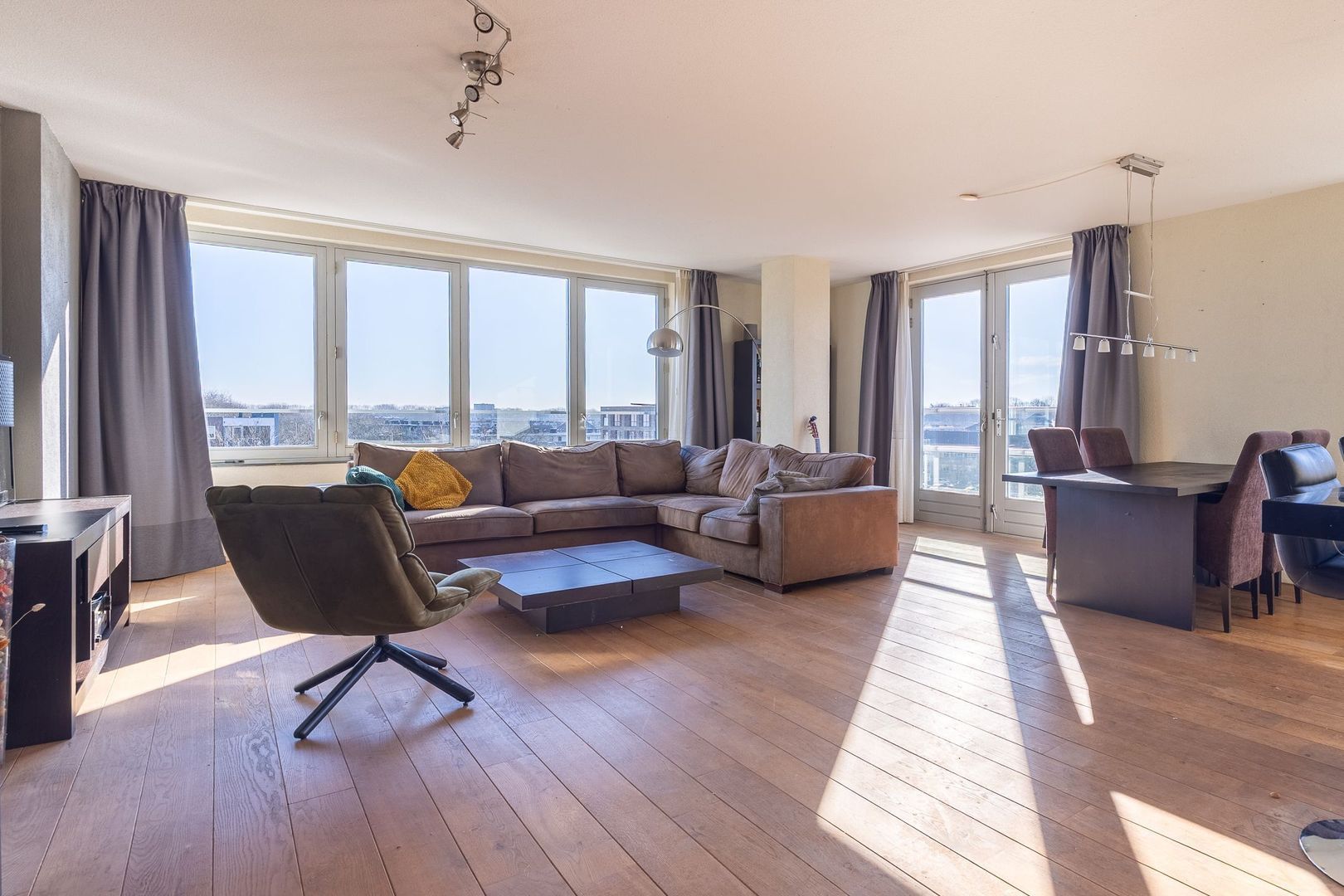 Stadhoudersplein 75, Alphen Aan Den Rijn foto-1 blur