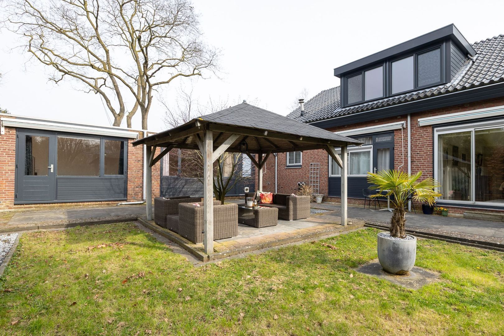 Ericapark 37, Alphen Aan Den Rijn foto-32 blur