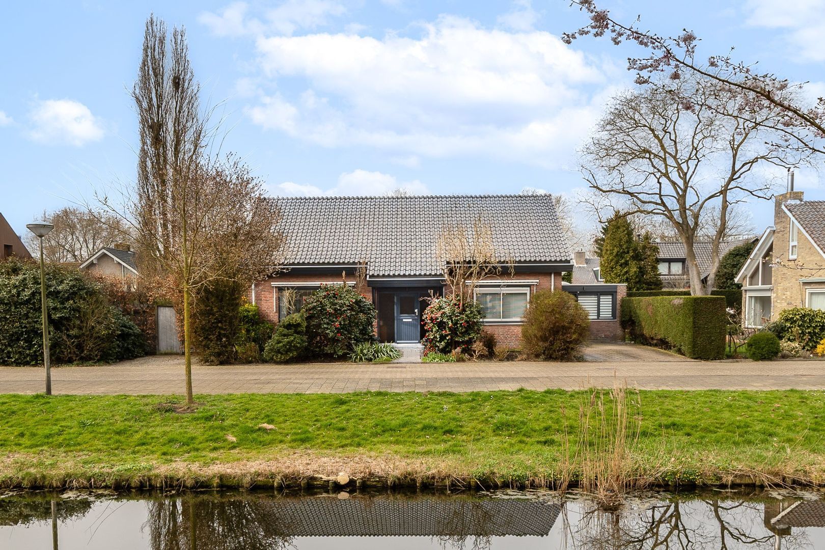 Ericapark 37, Alphen Aan Den Rijn foto-35 blur