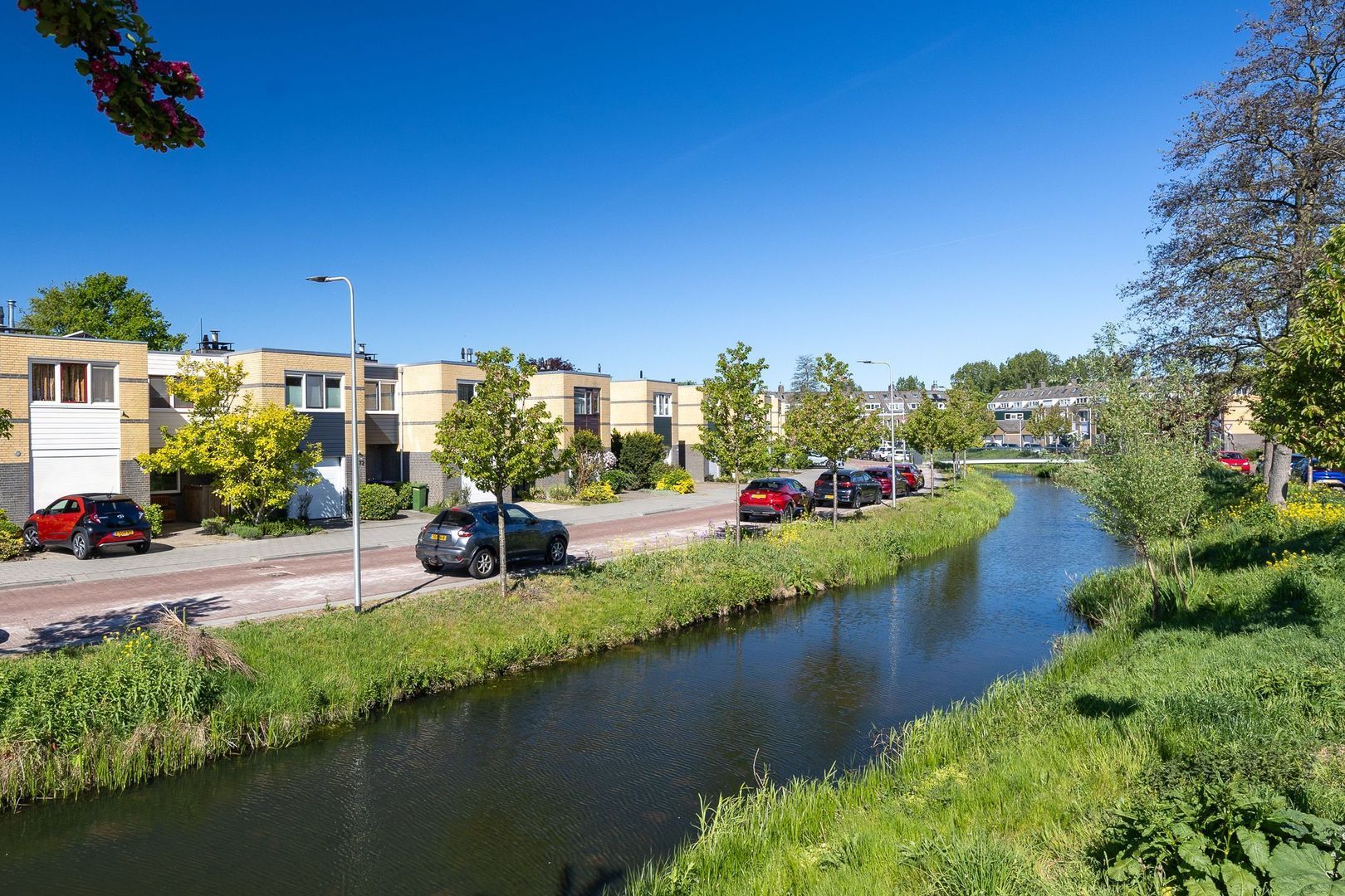 Sandenburg 77, Alphen Aan Den Rijn foto-1 blur
