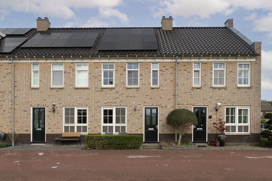 Prinses Arianehof 2, Ter Aar