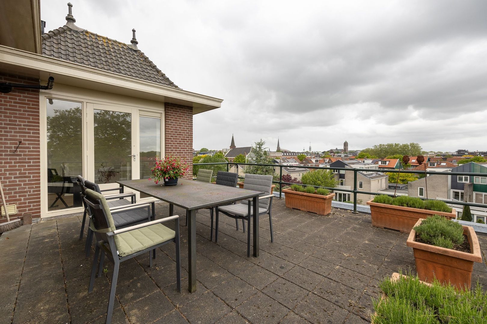 W.M. Offringalaan 28, Alphen Aan Den Rijn foto-23 blur