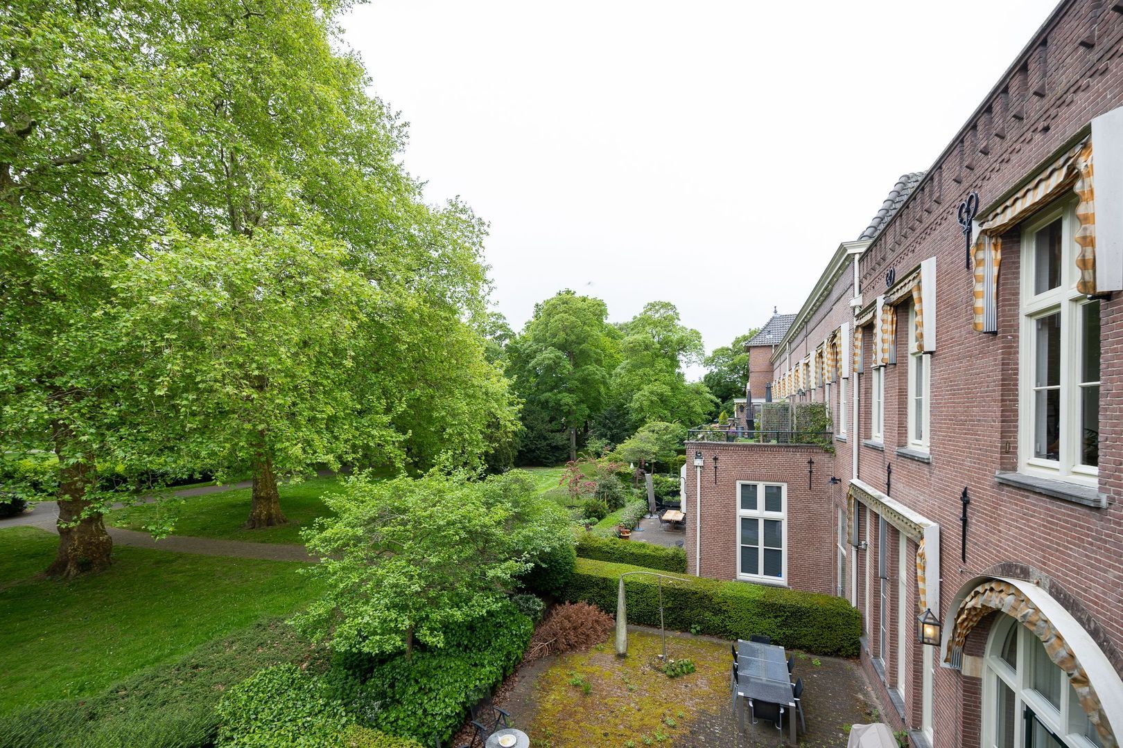W.M. Offringalaan 28, Alphen Aan Den Rijn foto-17 blur