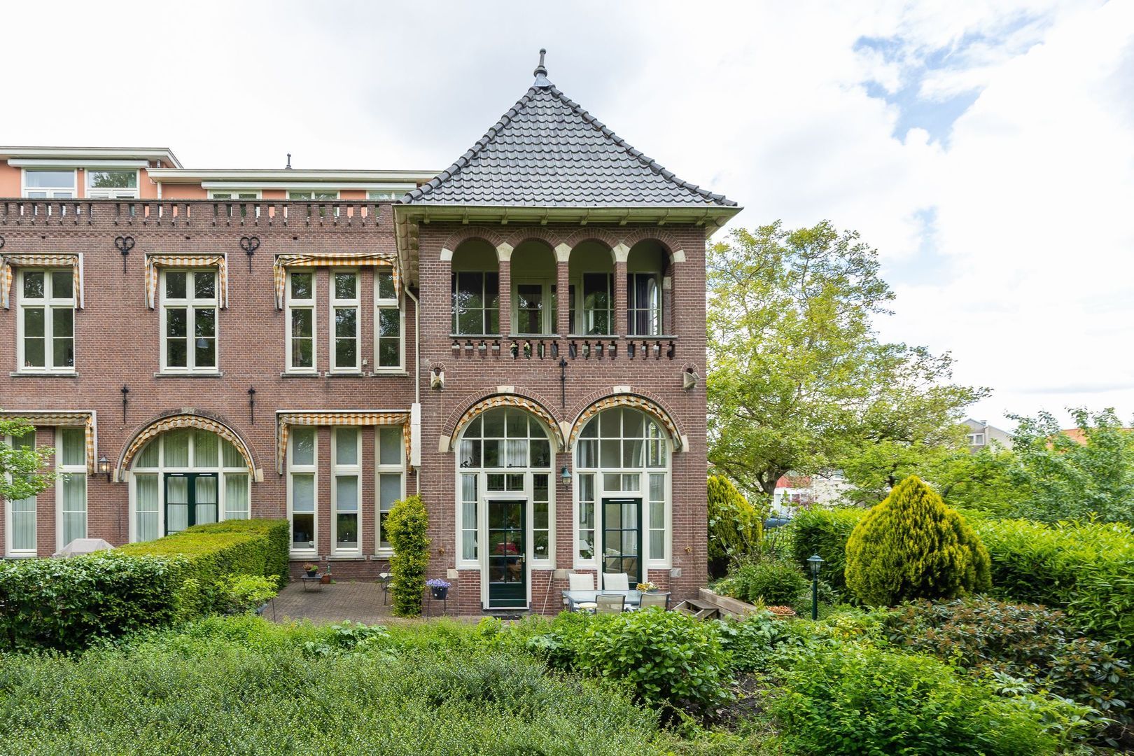 W.M. Offringalaan 28, Alphen Aan Den Rijn foto-0 blur