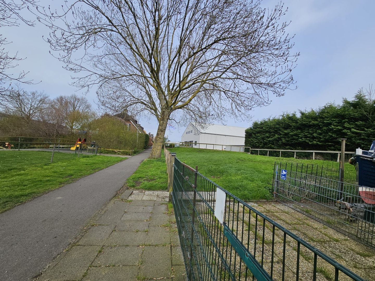Recreatiegrond Weteringpad 0 ong, Woubrugge foto-10 blur