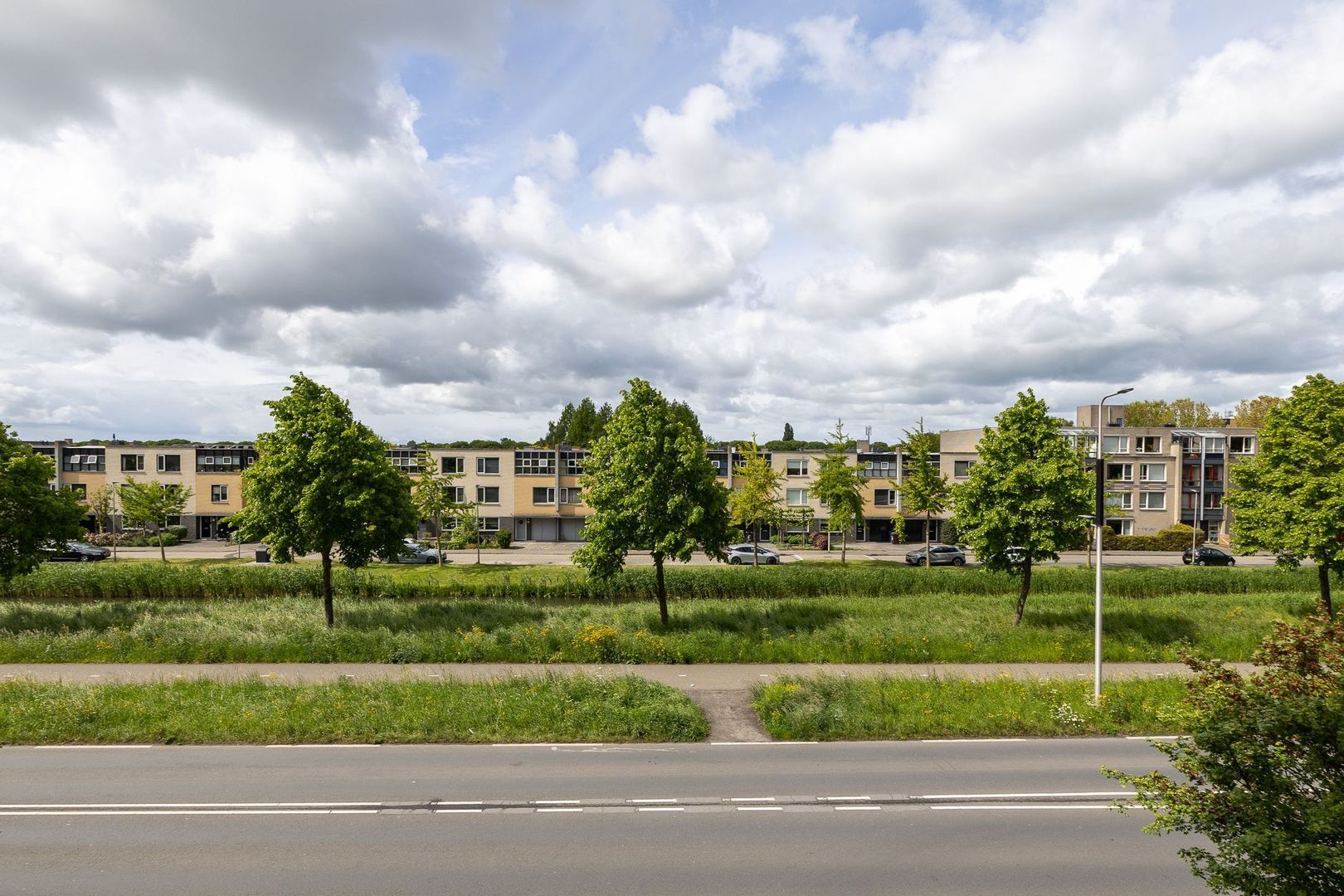 Aziëlaan 111, Alphen Aan Den Rijn foto-13 blur