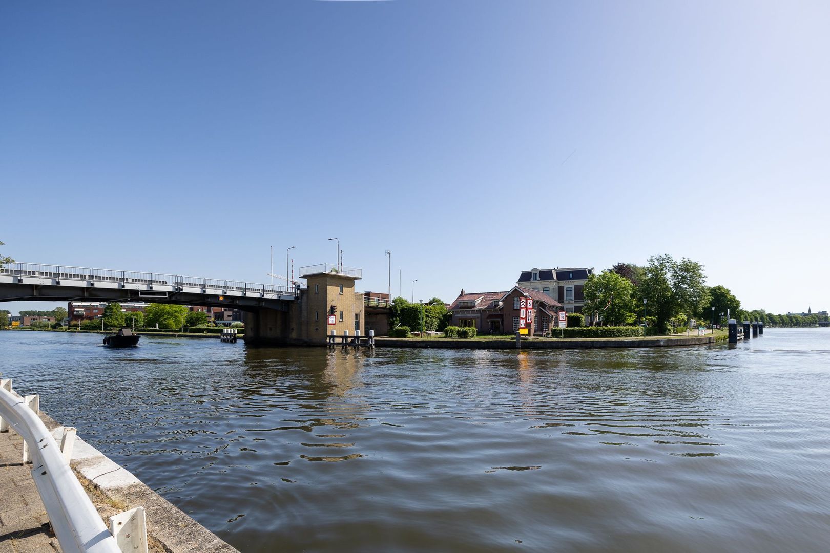 's-Molenaarsweg 19, Alphen Aan Den Rijn foto-21 blur