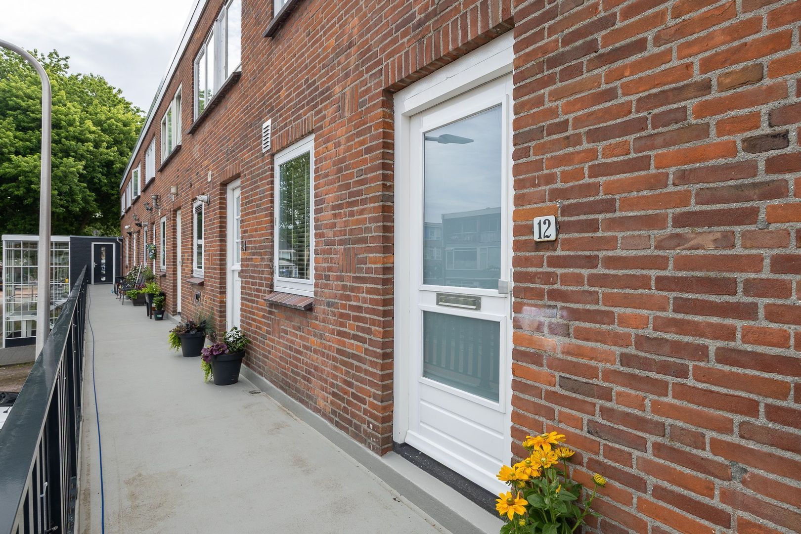 Eksterstraat 12, Alphen Aan Den Rijn foto-13 blur