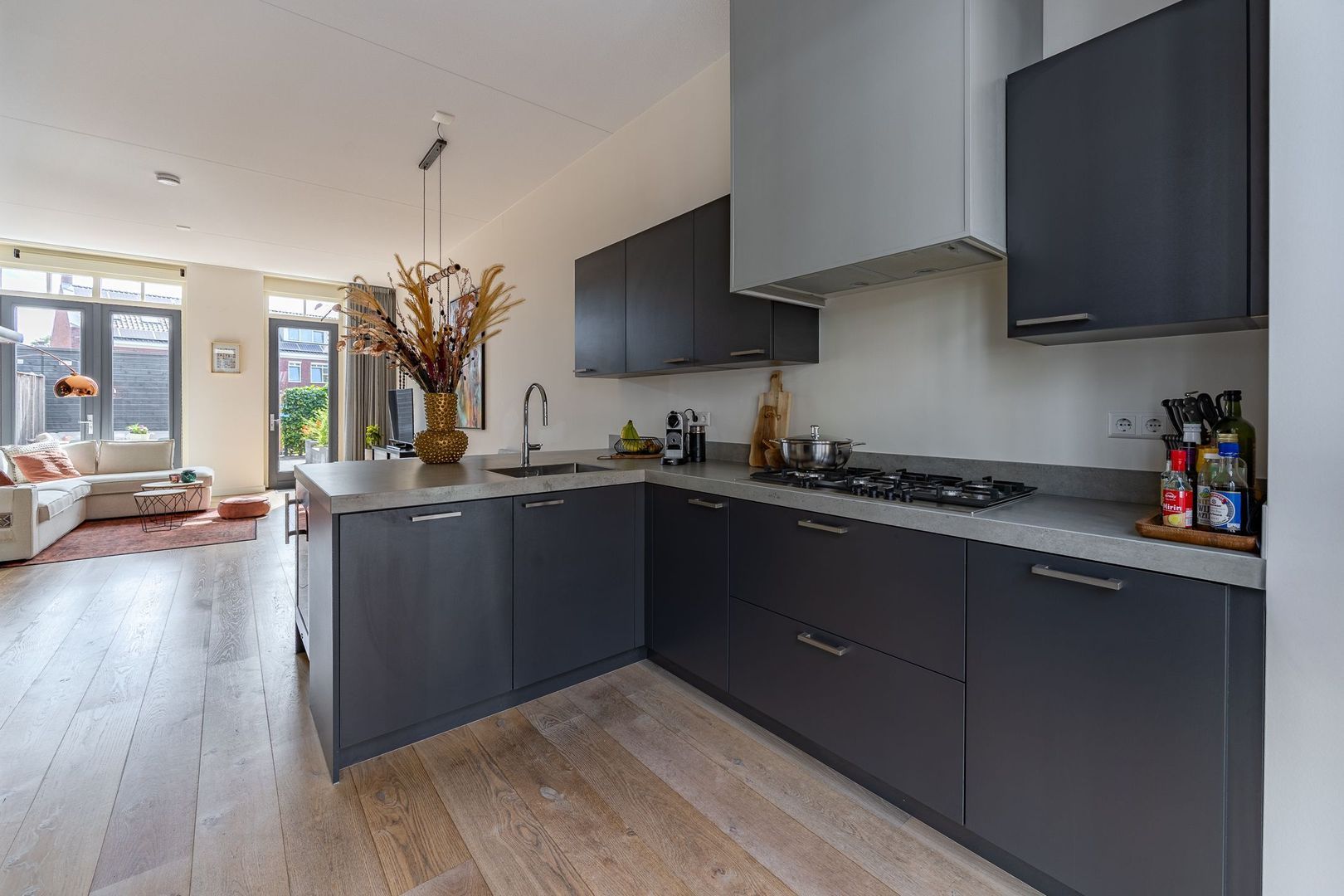 Hooftstraat 26, Alphen Aan Den Rijn foto-9 blur
