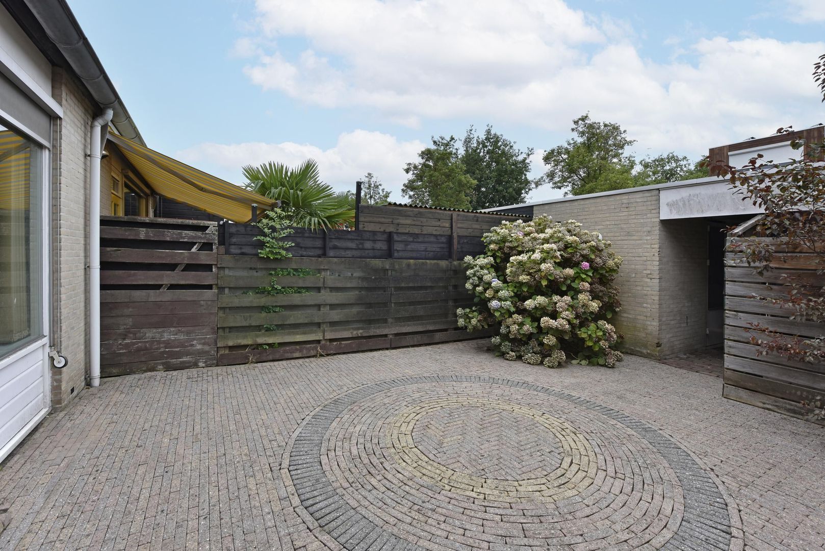 Aalhorst 230, Alphen Aan Den Rijn foto-8 blur