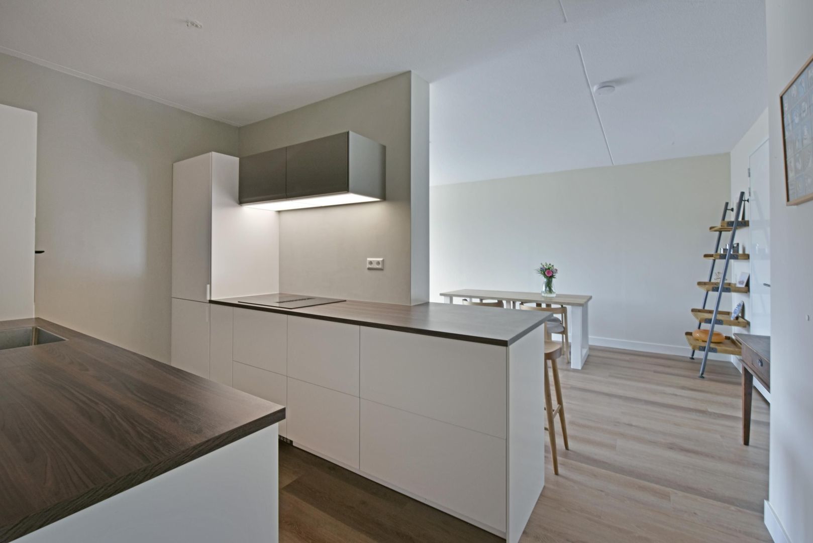 Koolmeesstraat 56, Alphen Aan Den Rijn foto-15 blur