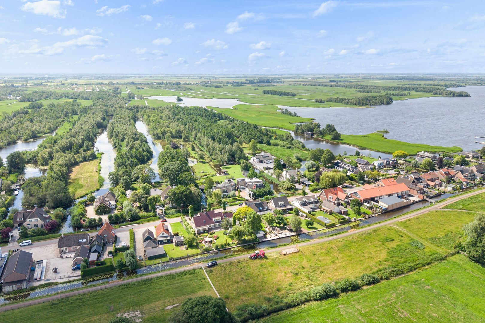 Simon van Capelweg 45, Noorden foto-60 blur
