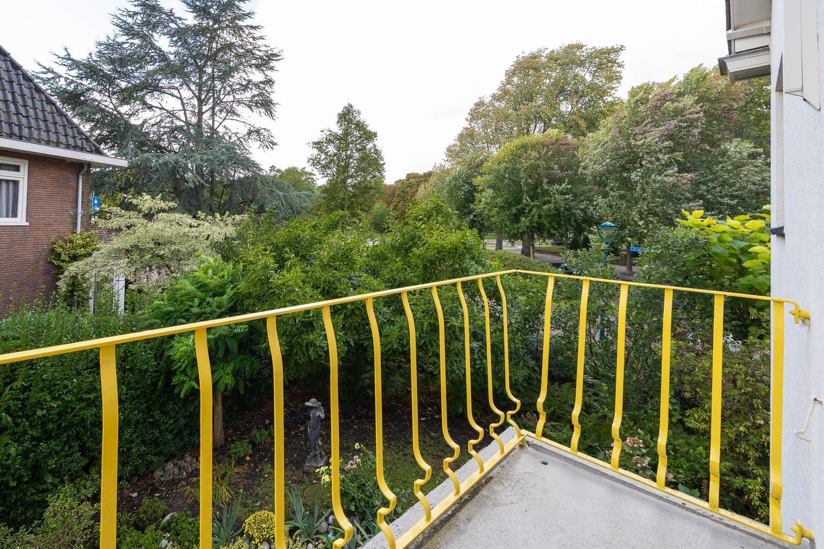 Vrijstaande woning te koop: Dr. Lovinklaan 32, Alphen Aan Den Rijn