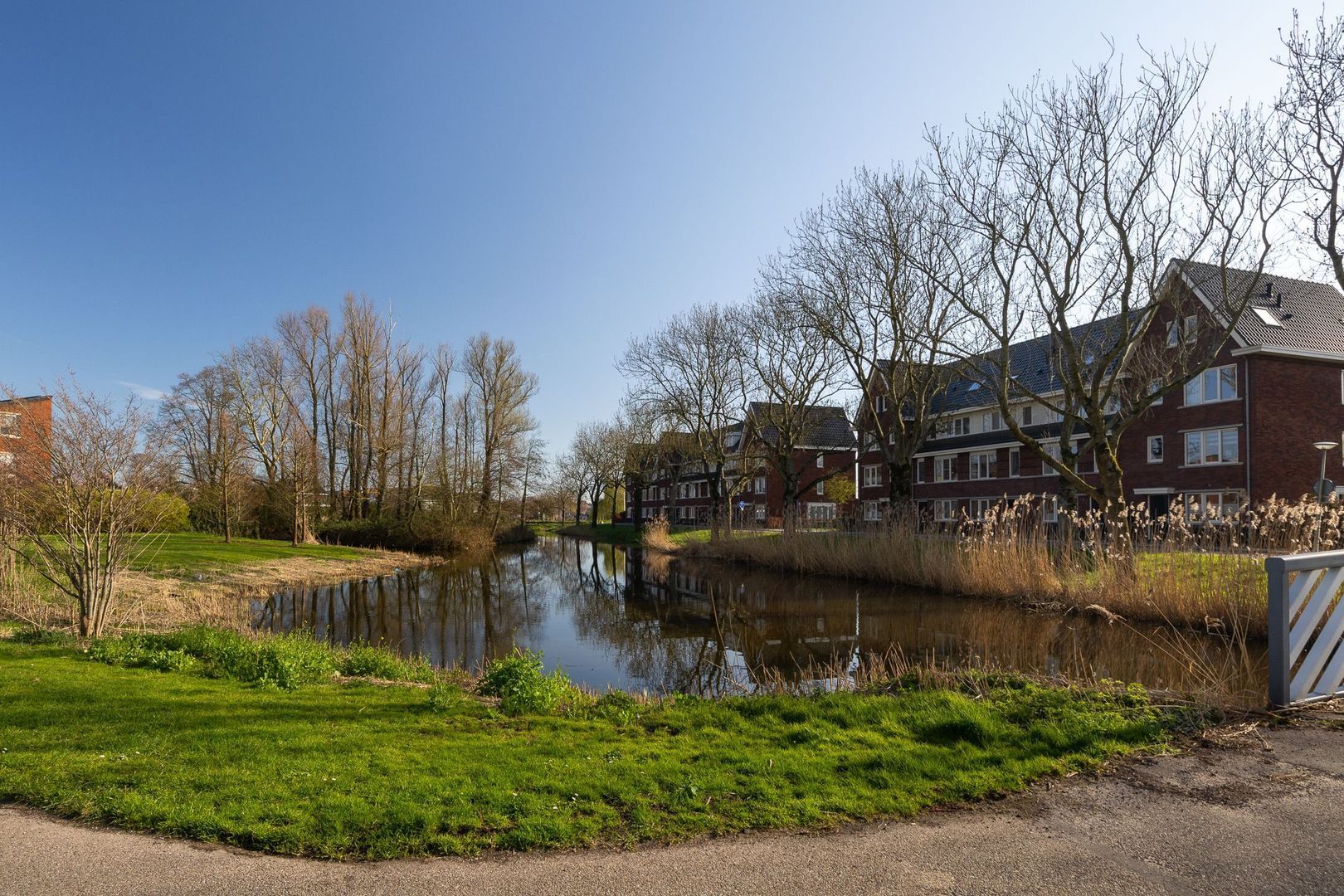 Planetensingel 13, Alphen Aan Den Rijn foto-39 blur
