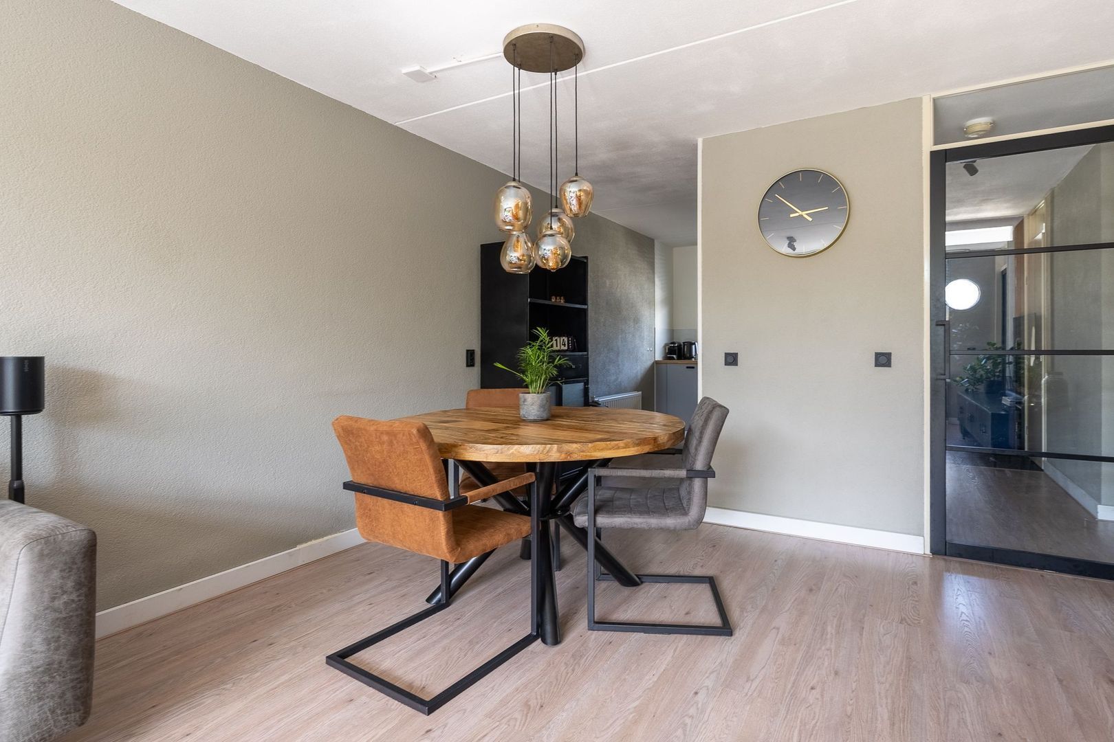 P. van Schravendijkstraat 52, Ter Aar foto-4 blur