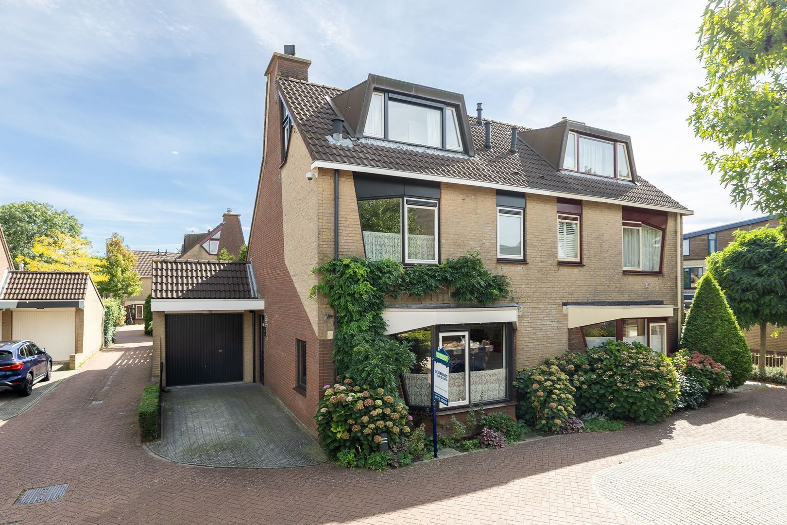 Herfstlaan 61, Alphen Aan Den Rijn foto-0 blur