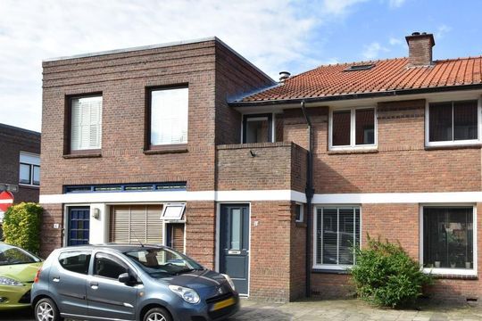 Loolaan 44, Voorburg