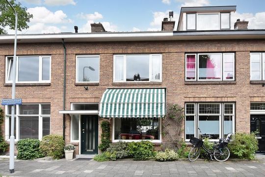 Oostvlietstraat 8, Voorburg