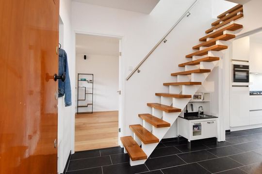 Alberdingk Thijmkade 21, Voorburg small-3