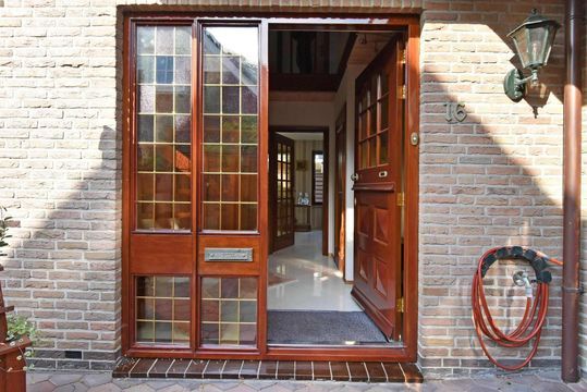Schout 16, Naaldwijk small-2