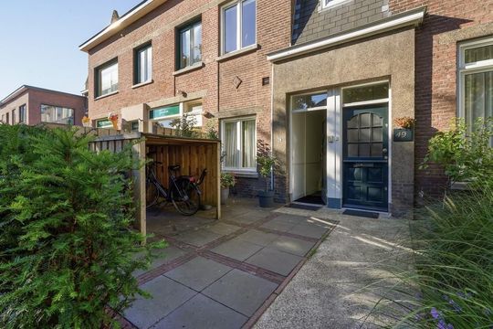 Rembrandtlaan 47, Voorburg small-1