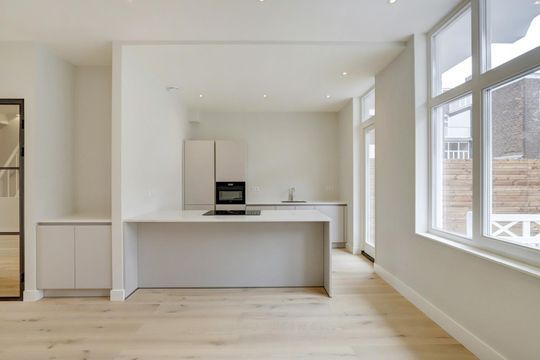 Hollanderstraat 6, Den Haag small-1
