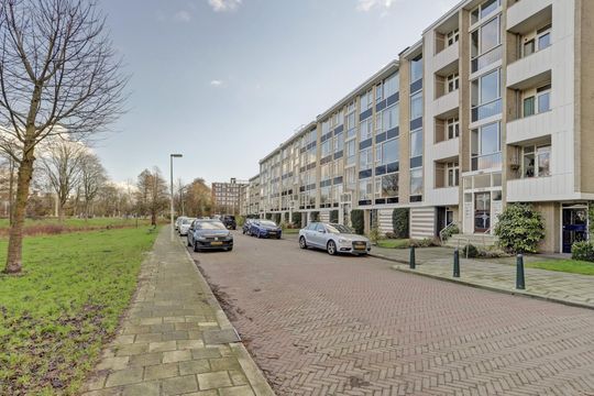 Smaragdhorst 347, Den Haag