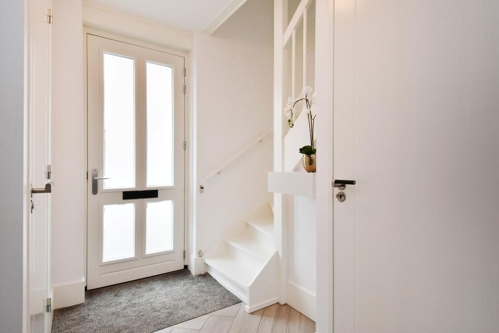 Vlietoevers 32, Voorburg foto-4