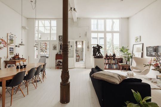 Oudezijds Voorburgwal 153 A, Amsterdam