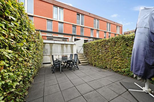 Hongarenburg 107, Den Haag small-2