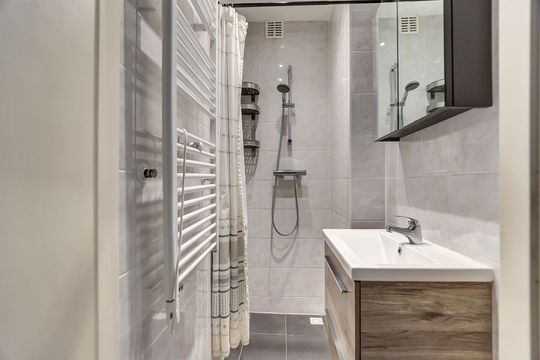 Spinozalaan 269, Voorburg small-2