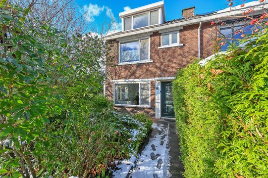 Koningin Emmalaan 14, Leidschendam small-1