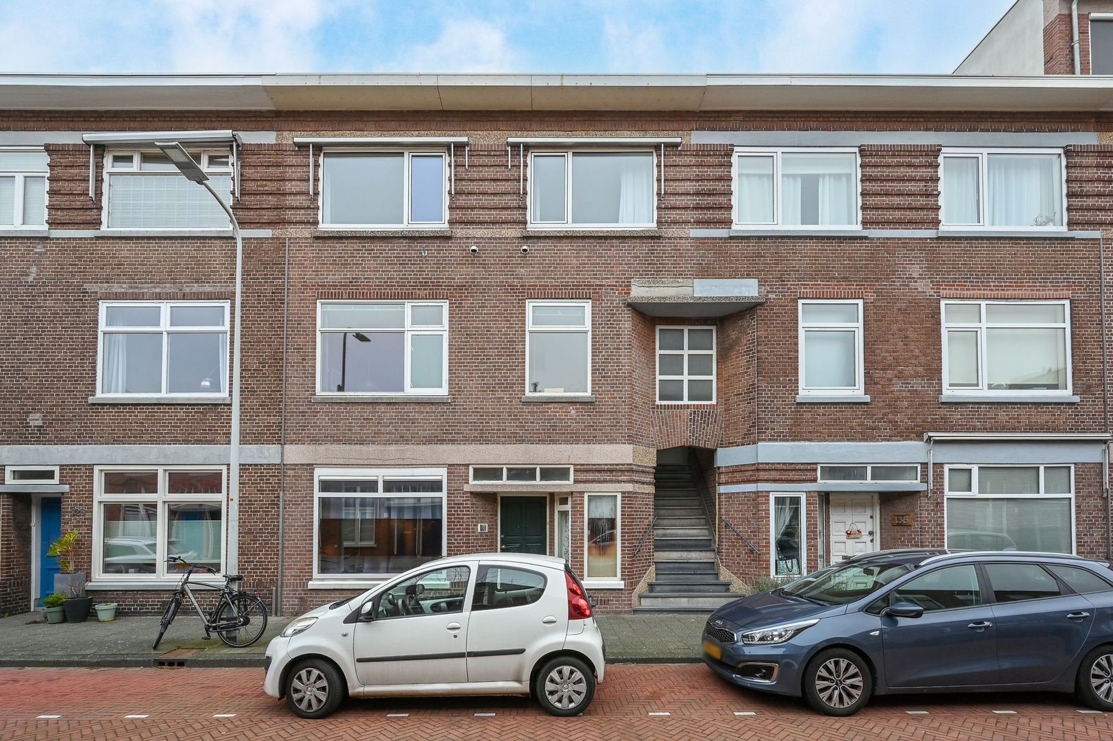 Hendrik Zwaardecroonstraat 130, Den Haag foto-0