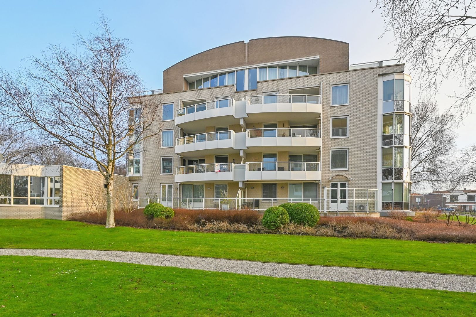 Noteboompark 17, Voorburg foto-1