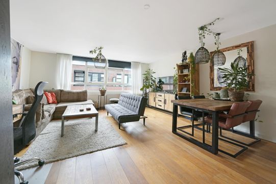 Pieterstraat 36, Den Haag small-1