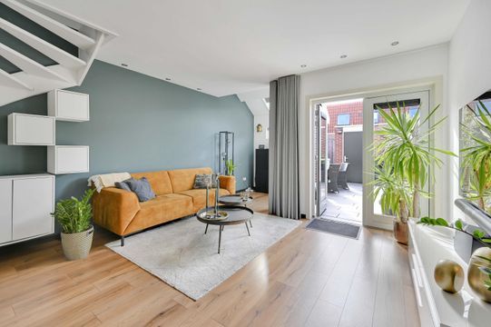 Van Deursenstraat 11, Naaldwijk small-1