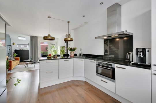 Van Deursenstraat 11, Naaldwijk small-2