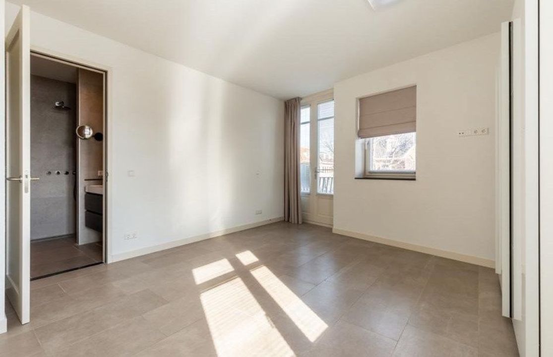 Raadhuisstraat 98