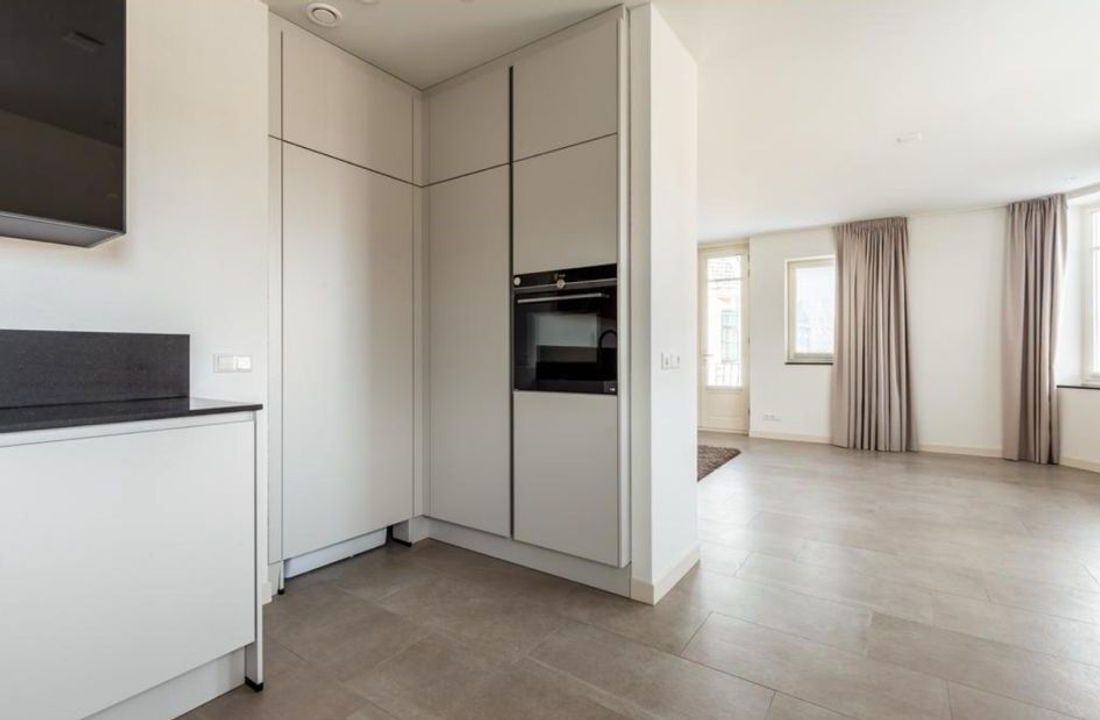 Raadhuisstraat 98