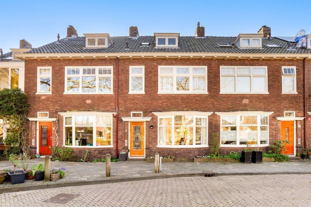 Diezestraat 4
