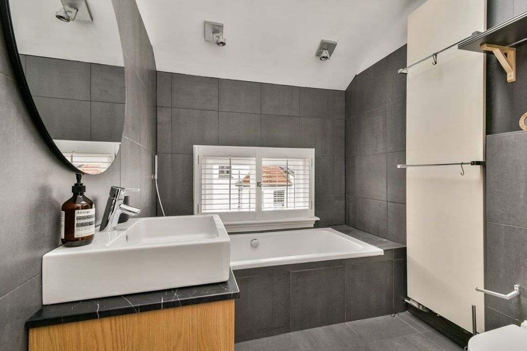Eerste Emmastraat 12