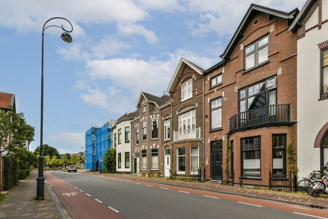 Eerste Emmastraat 12