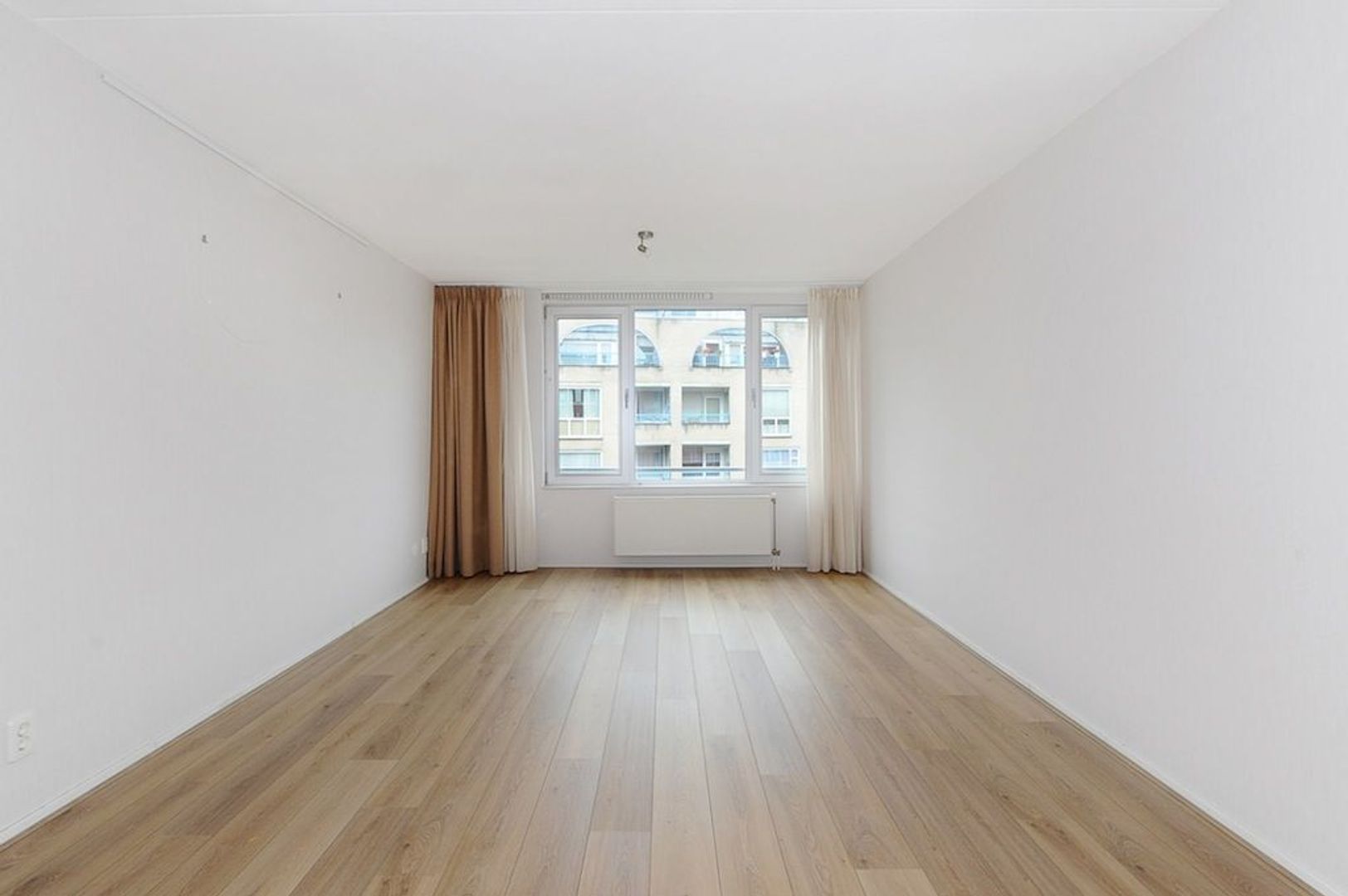 Rabbijn Maarsenplein 15 Den Haag photo-13