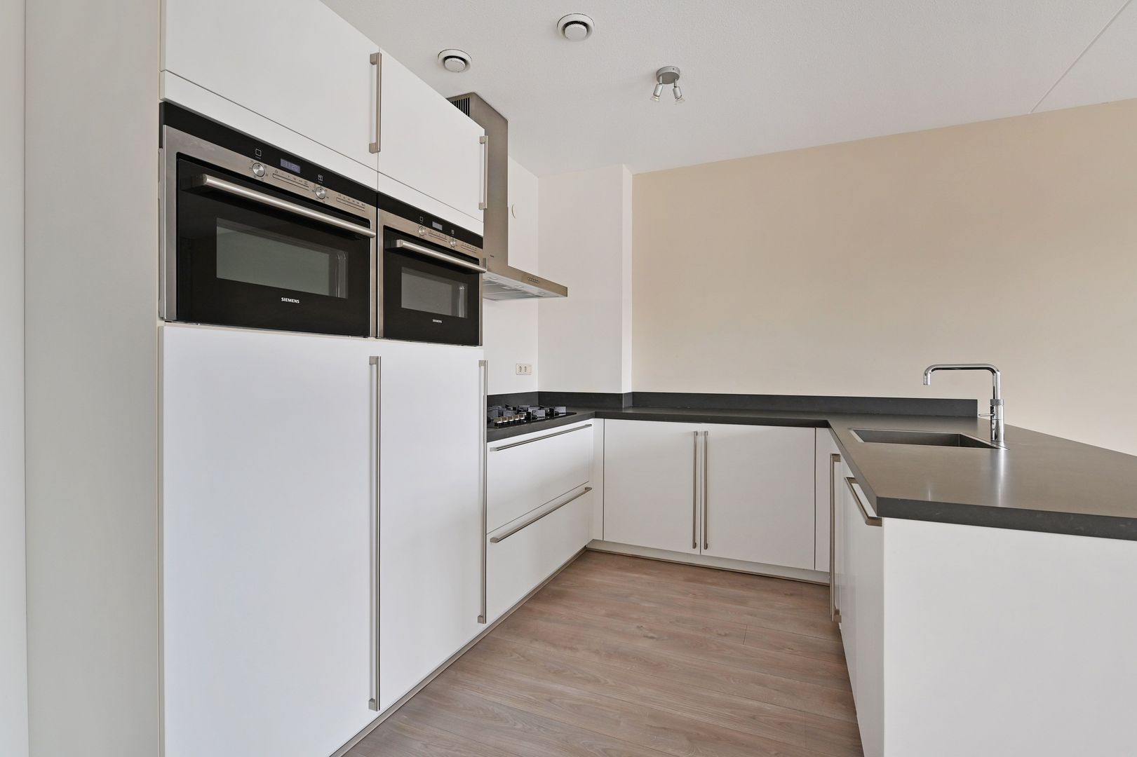 Dr. Lelykade 82 A Den Haag photo-25