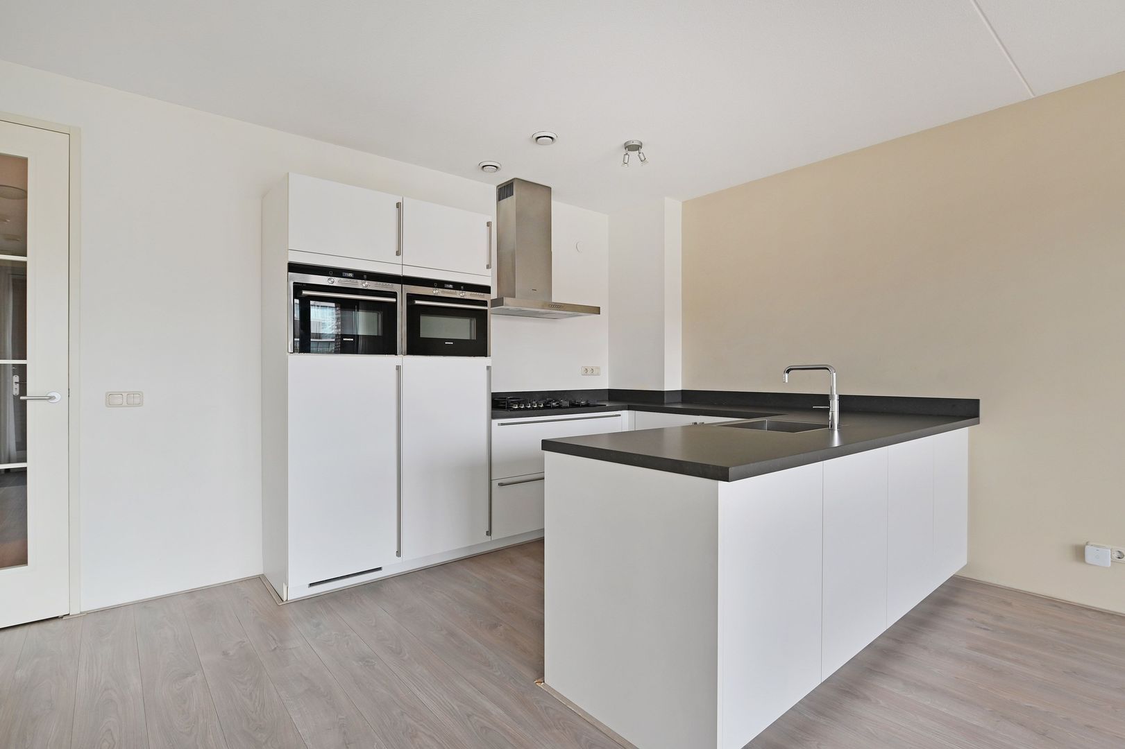 Dr. Lelykade 82 A Den Haag photo-24