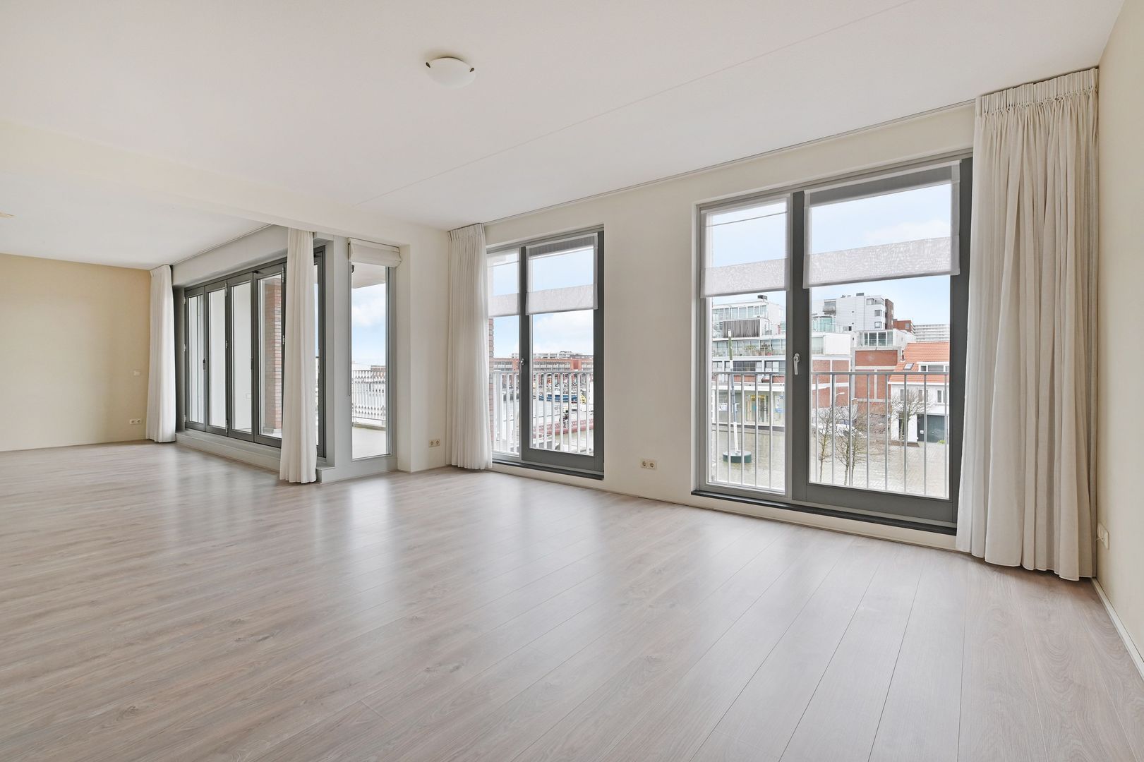 Dr. Lelykade 82 A Den Haag photo-0