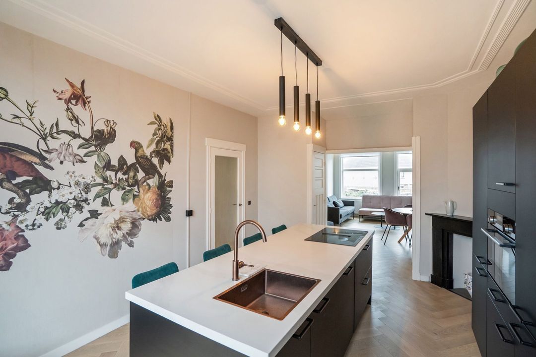 free-sector-houses for rent on Prins Mauritslaan 122